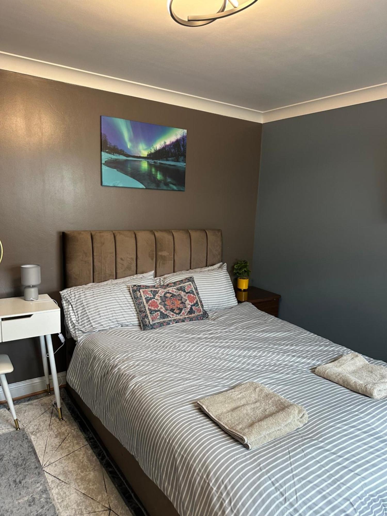 Amazing Ground Floor One Bedroom Apartment Forest Road ลอนดอน ภายนอก รูปภาพ